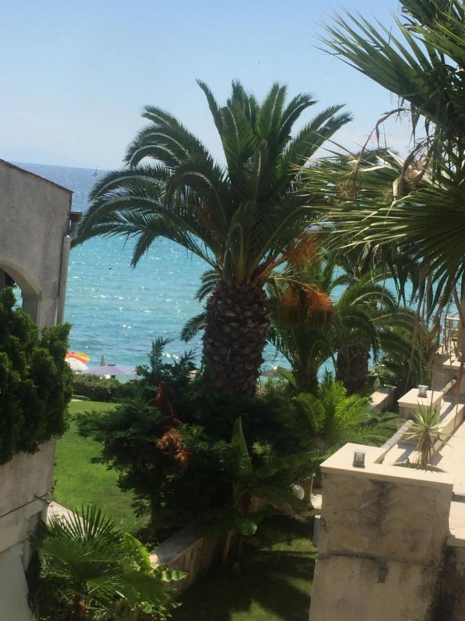Frenki Apartment By The Sea 希维利 外观 照片